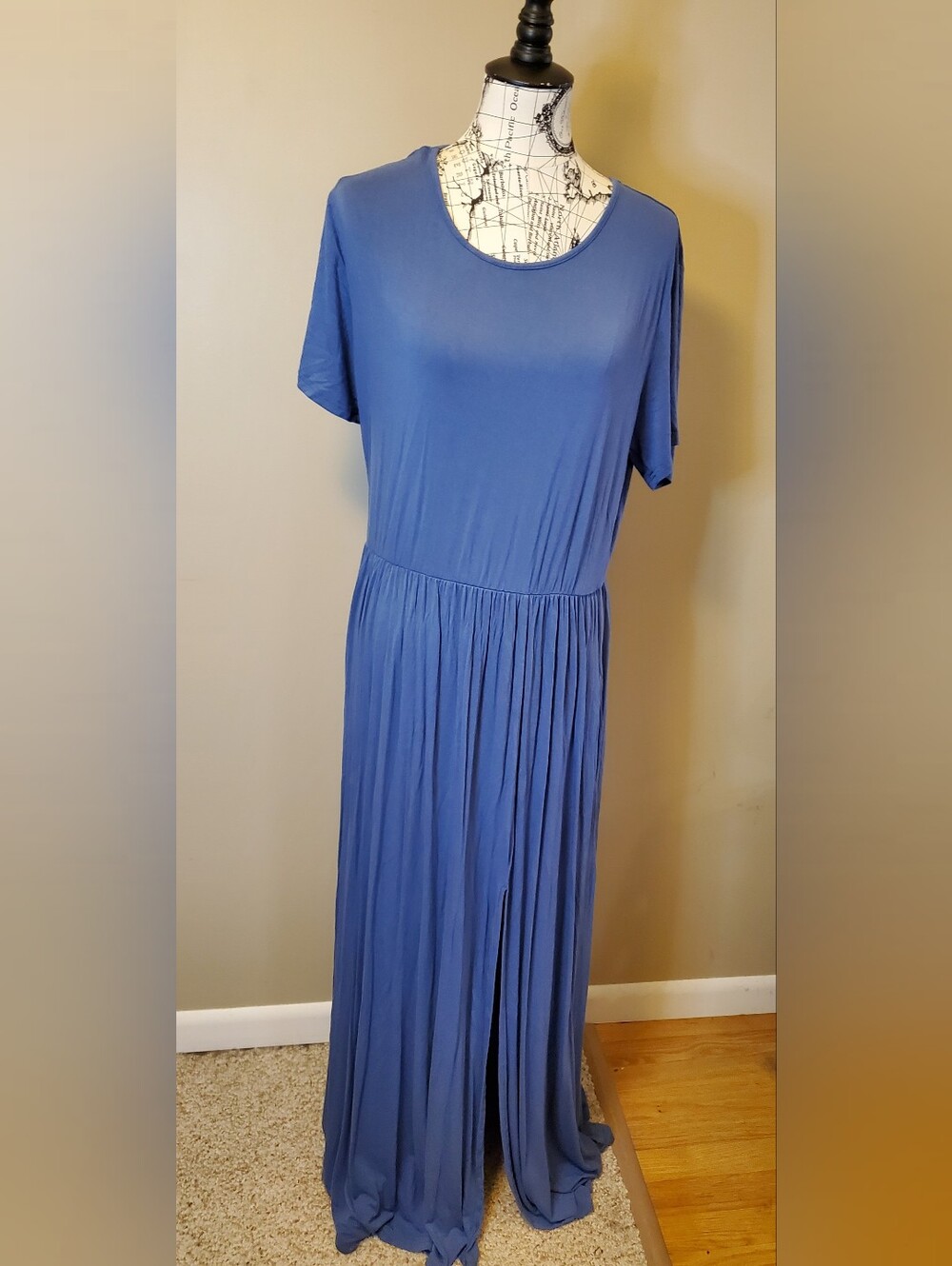 Plus Size 2XL Blue Maxi Dress Rayon Stretch Short Sleeve Front Slit Casual